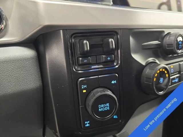 New 2026 Agate Black Metallic Ford F-250® XLT image 33