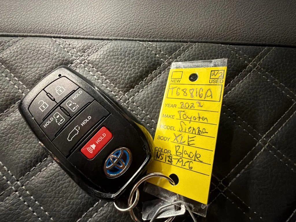 Used 2022 Black Toyota XLE image 44