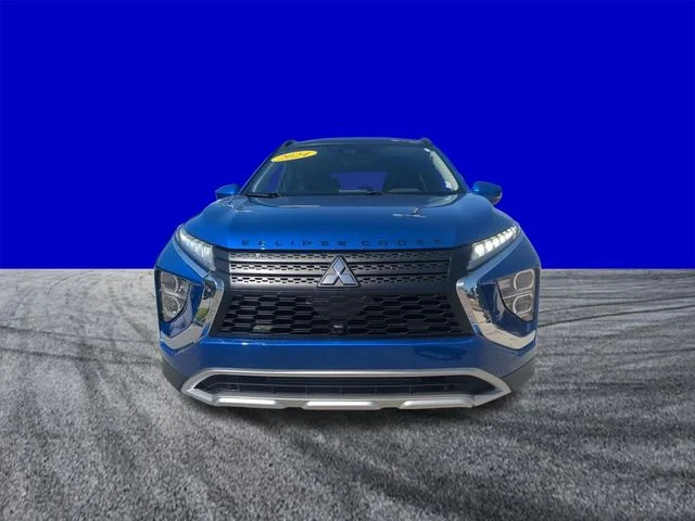 Certified Used 2024 Lightning Blue Metallic Mitsubishi SE image 9
