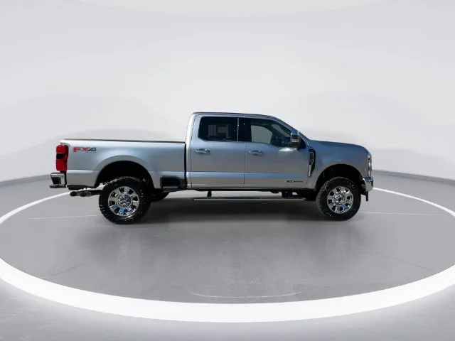Used 2024 Silver Ford Lariat image 8