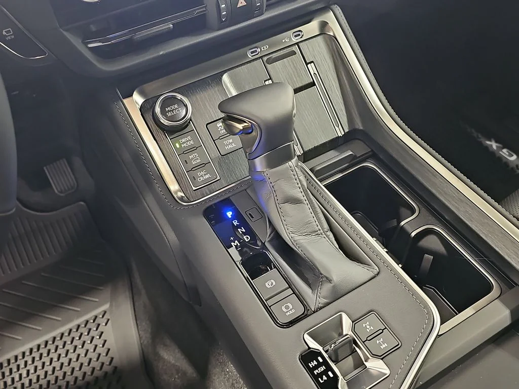 New 2026  Lexus 550 Overtrail+ image 23