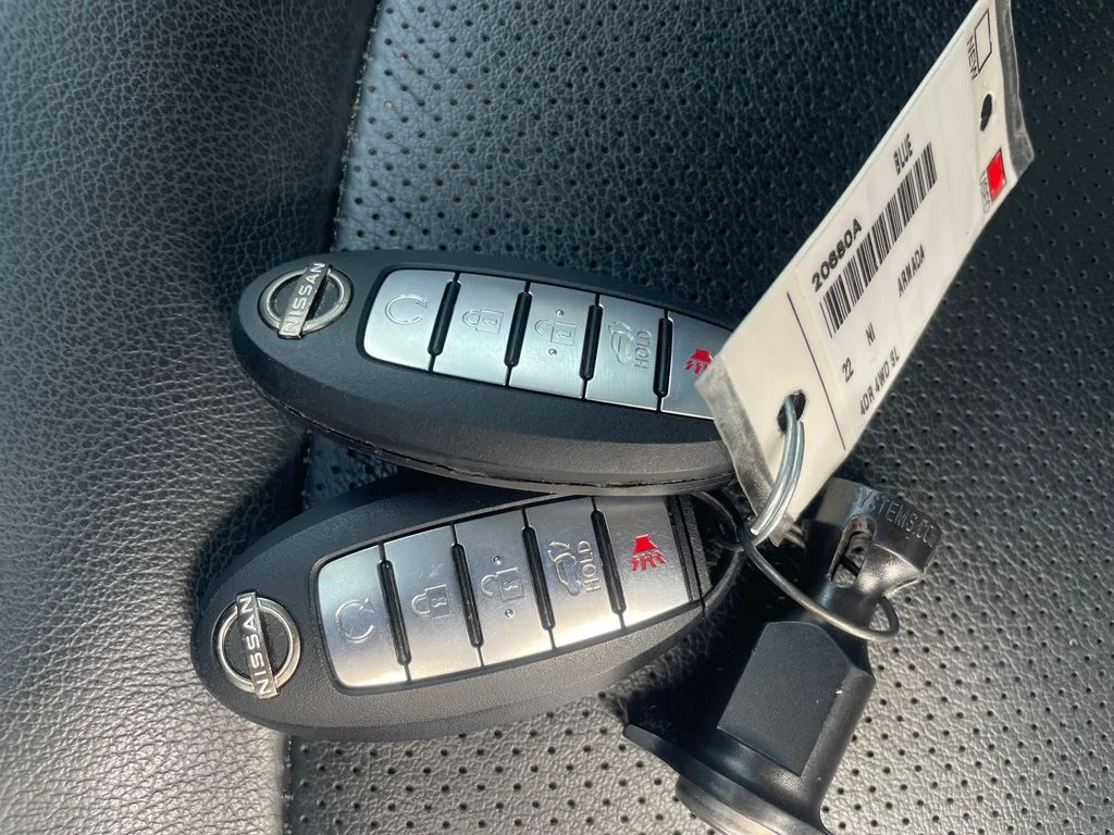 Certified Used 2022 Gray Nissan SL image 29