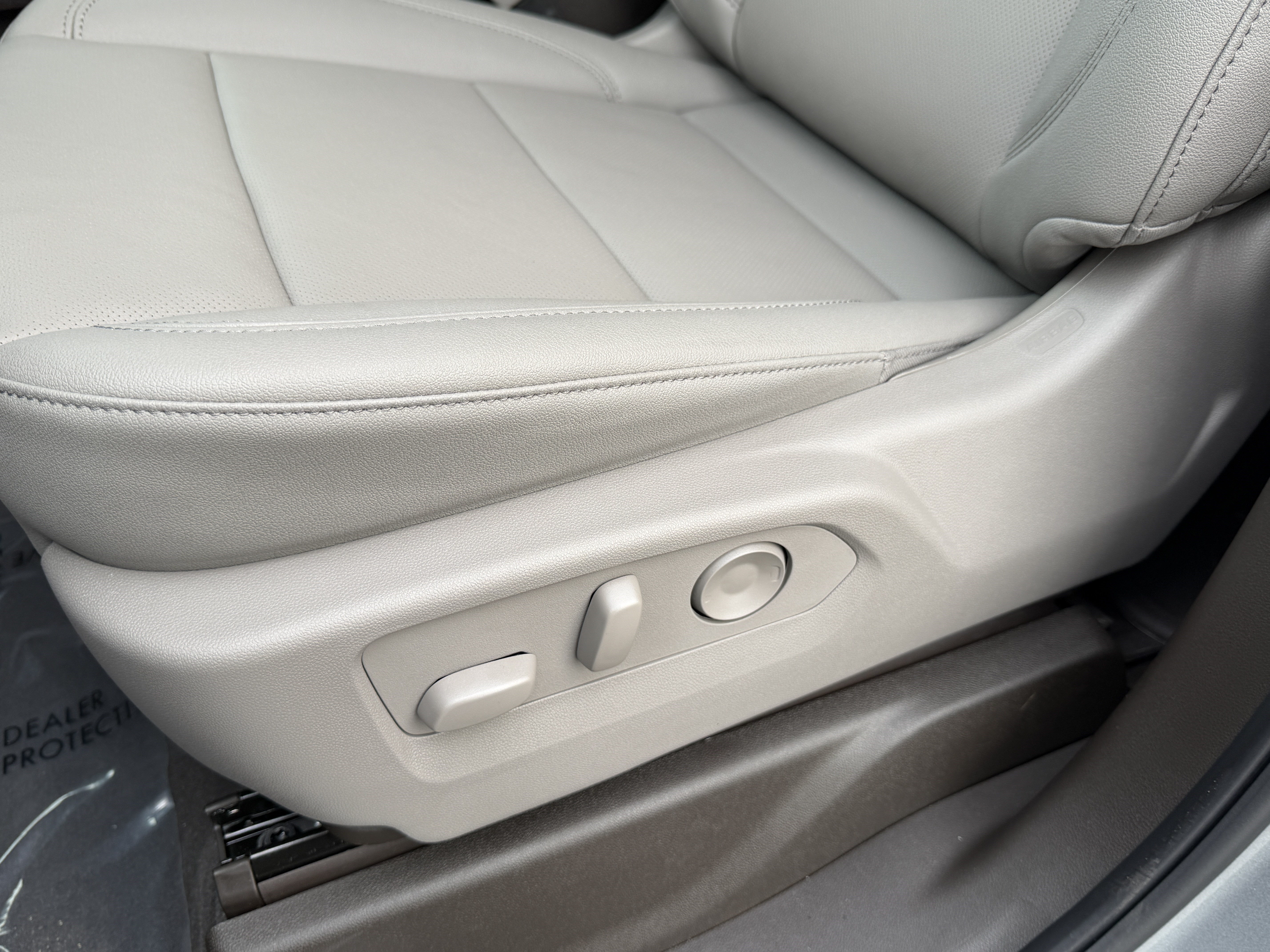 2026 GMC Sierra 1500 SLT - Photo 25