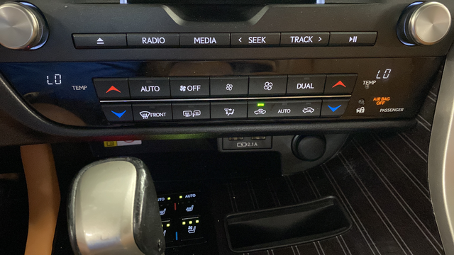 Used 2021 Nightfall Mica Lexus 350 image 18