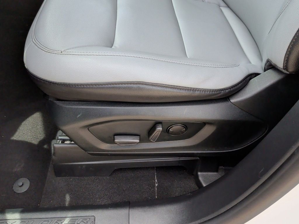 Used 2021 Star White Ford XLT image 13