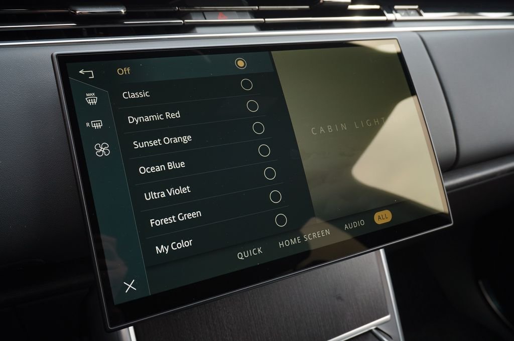 New 2026 Santorini Black Land Rover SE image 23