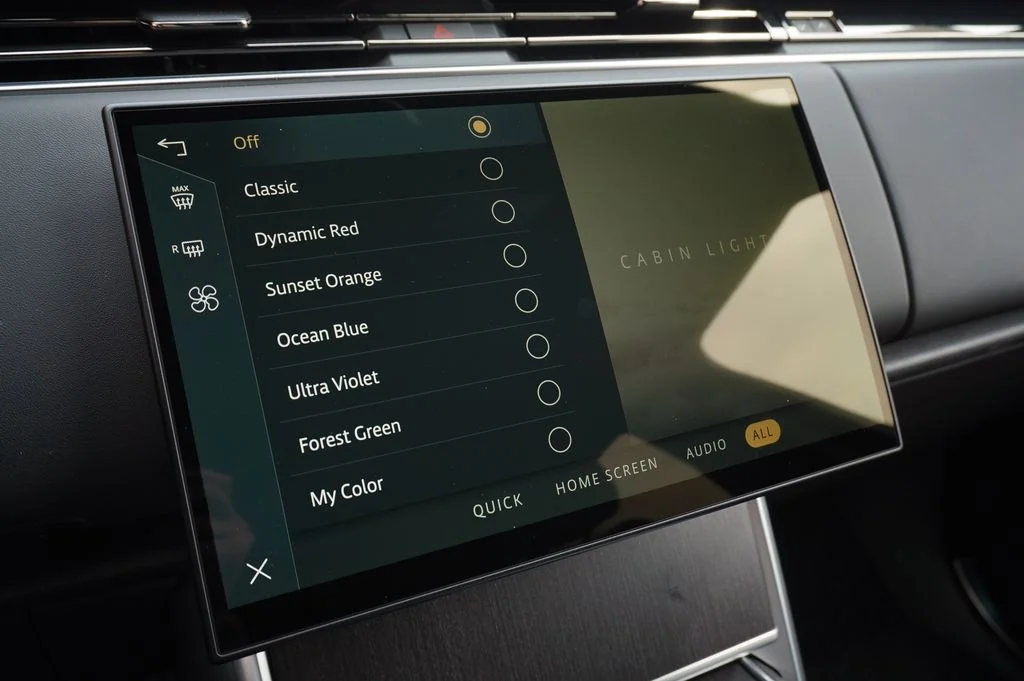 New 2026 Santorini Black Land Rover SE image 24