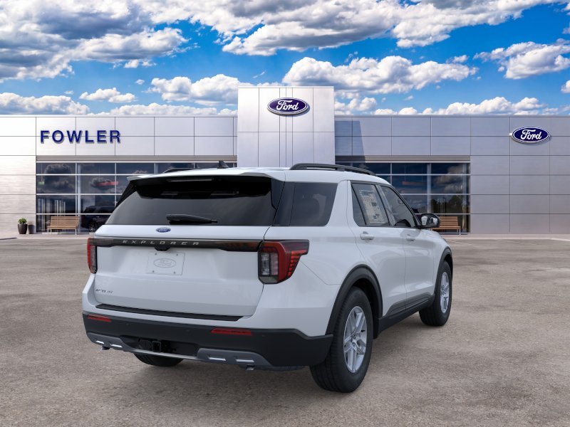 New 2026 Space White Metallic Ford Active image 40