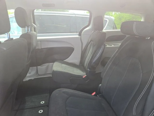 Used 2023 Black Chrysler LX image 8