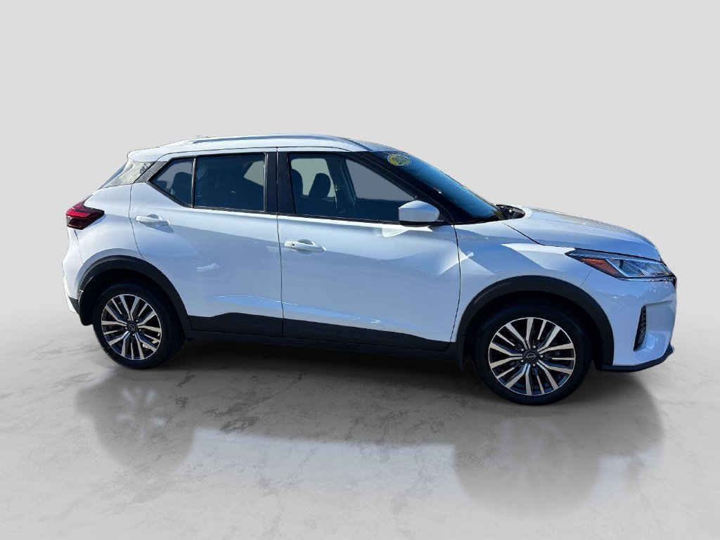 Used 2024 White Nissan SV image 6