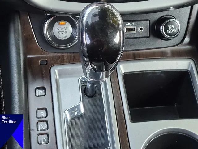 Used 2021 Red Nissan Platinum image 27