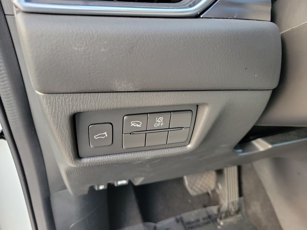 Used 2023 White Mazda 2.5 S Preferred Package image 18