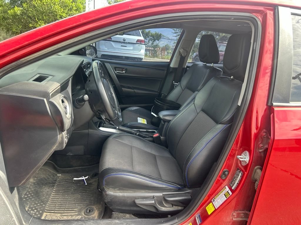 Used 2017 Barcelona Red Metallic Toyota SE image 17