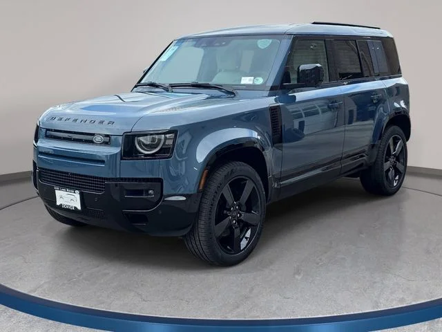 2026 Land Rover Defender 110 X-Dynamic SE P400's photo