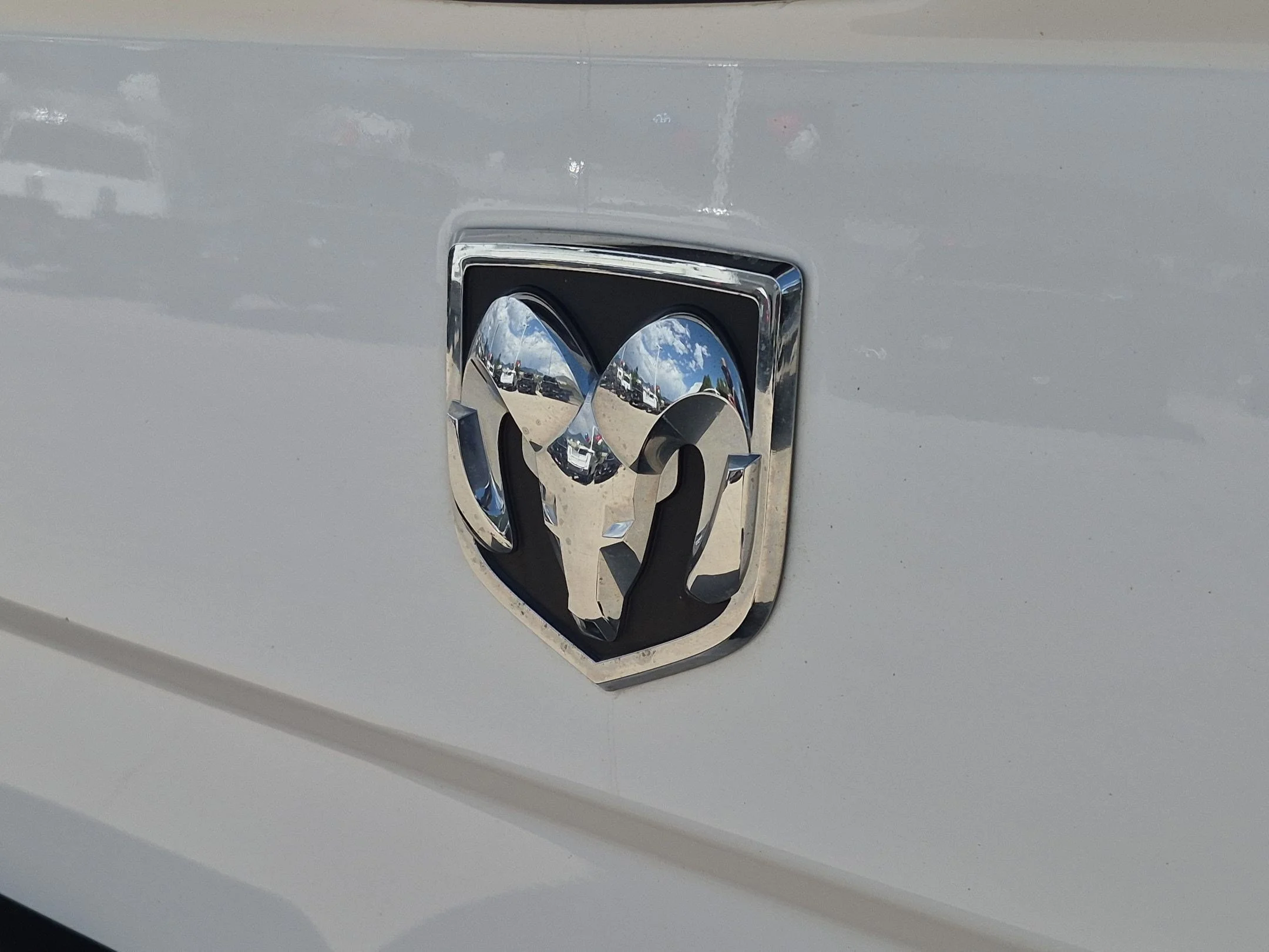 Used 2016 Bright White Clearcoat Ram Big Horn image 14