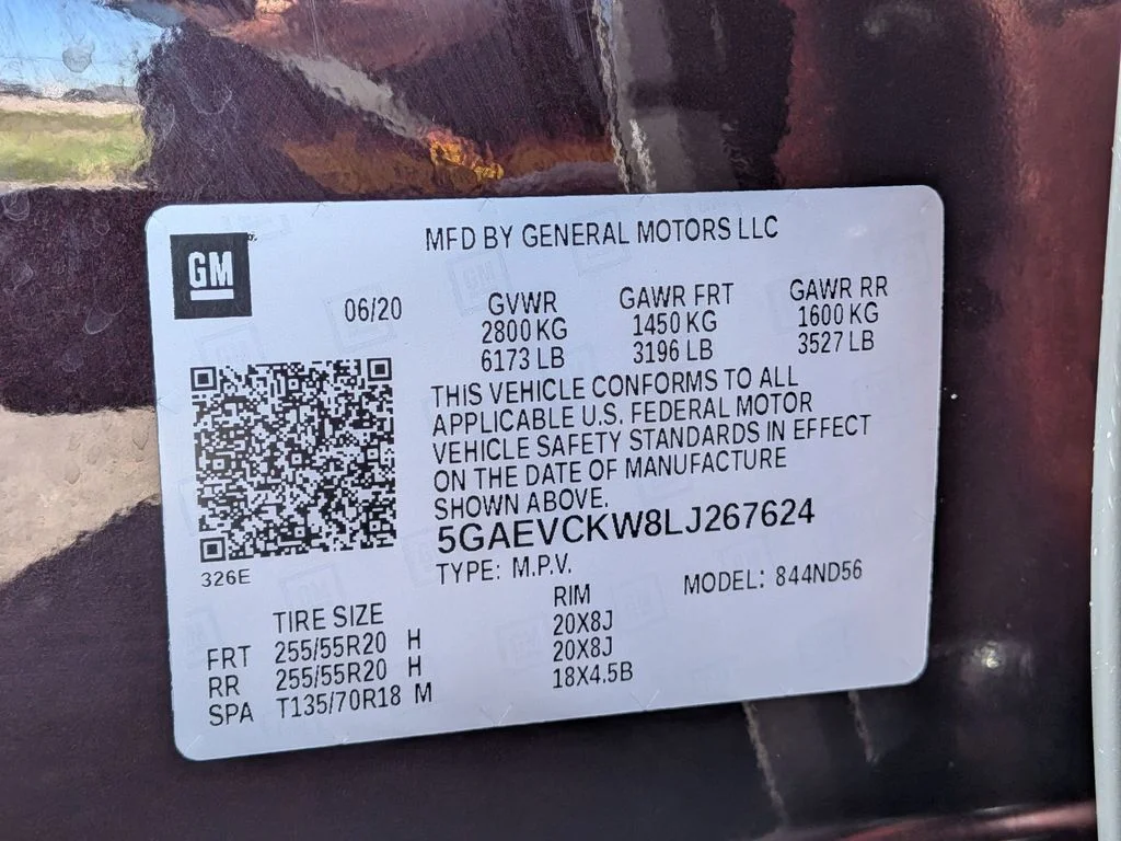 Used 2020 RICH GARNET METALLIC Buick Avenir image 30
