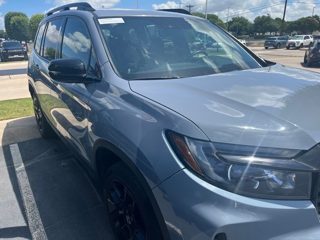 Certified Used 2024 Gray Pearl Honda Black Edition image 3