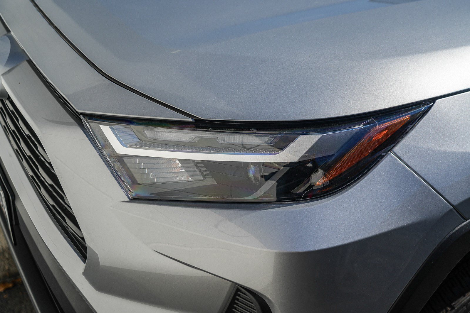 Certified Used 2025 Silver Sky Metallic Toyota XLE image 5