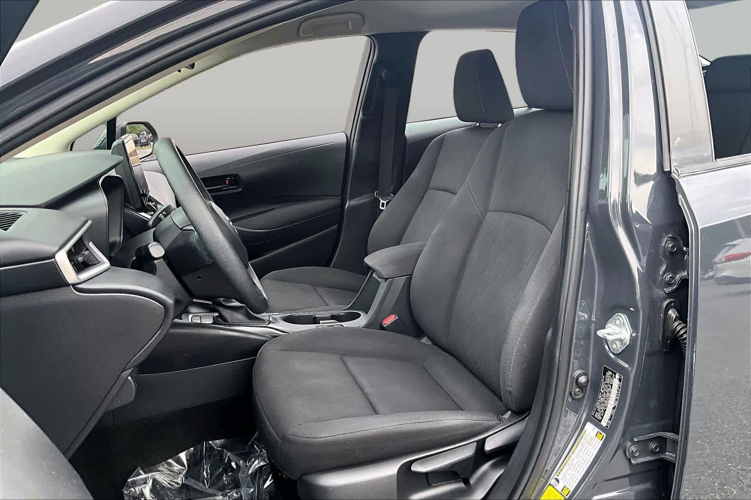 Used 2023 Underground Toyota LE image 8