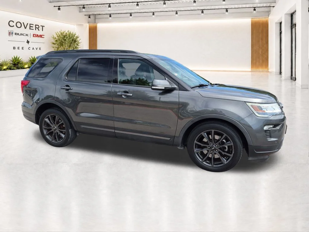 Used 2018 Gray Ford XLT image 14