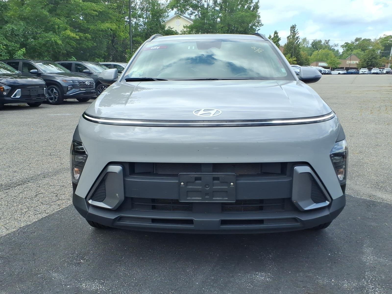 2024 Hyundai Kona SEL - Photo 2