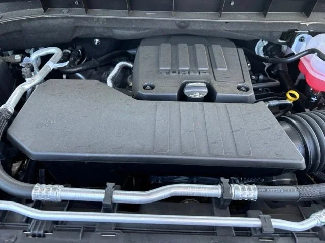 New 2026 Summit White GMC SLE image 26