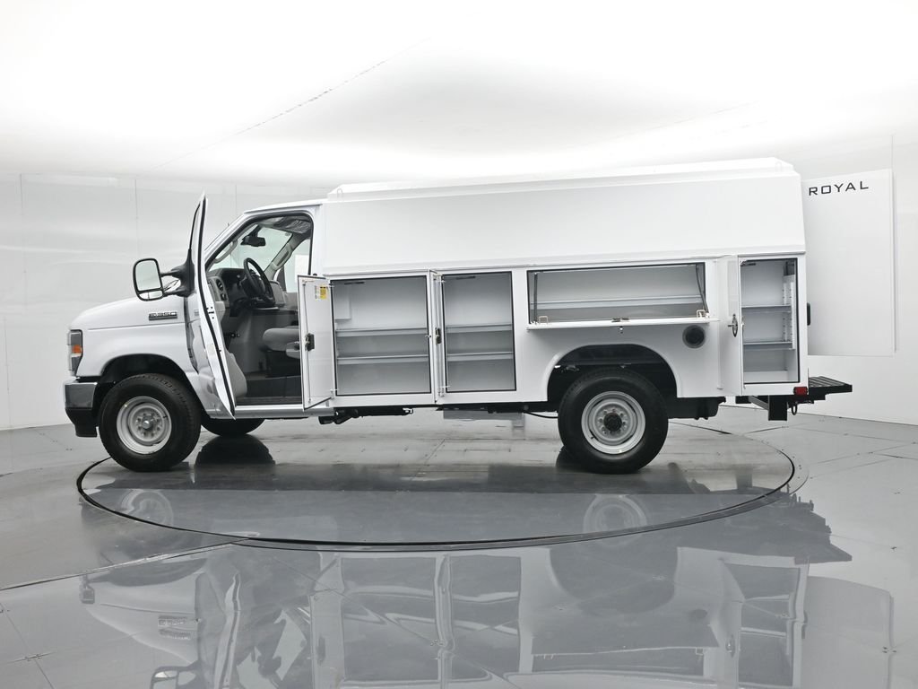 New 2026 Oxford White Ford Base image 69
