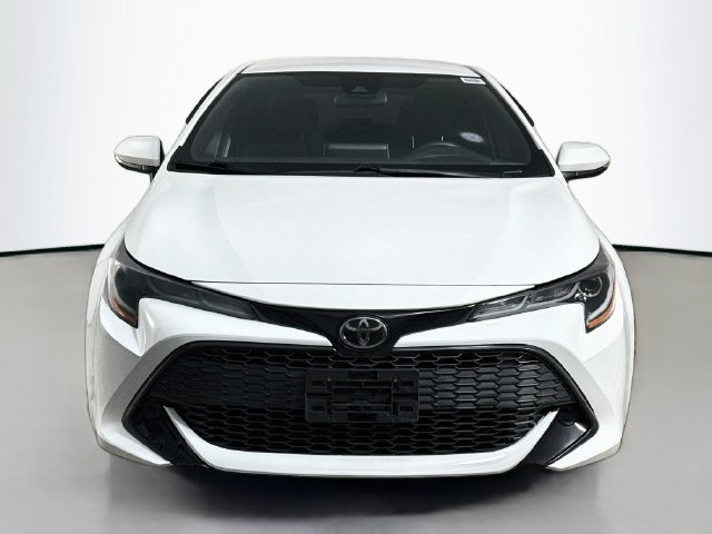 Used 2022 White Toyota SE image 2