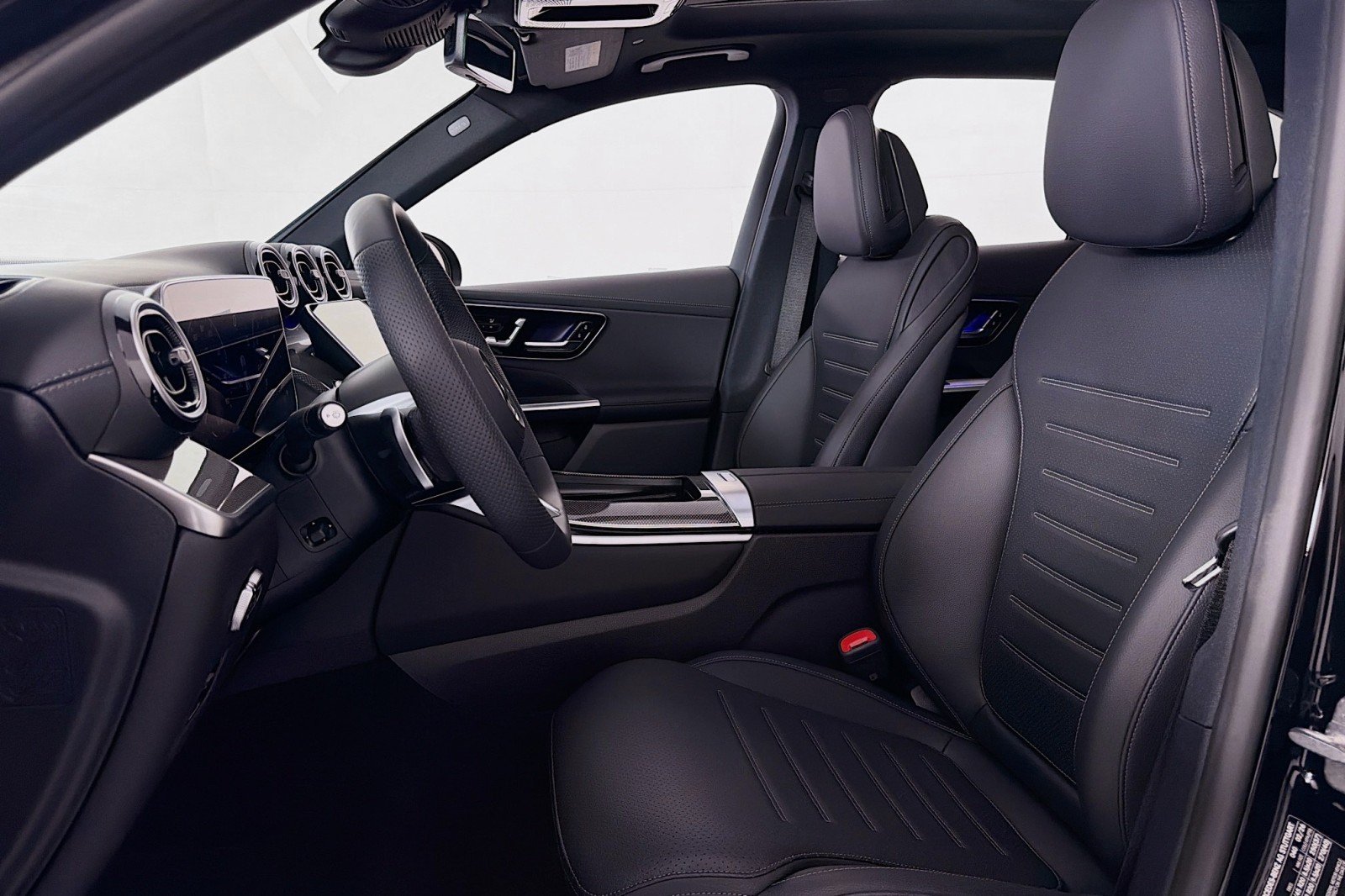New 2026 Black Mercedes-Benz GLC 300 SUV image 16