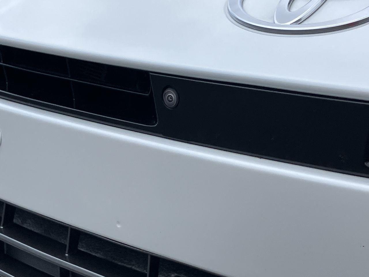 Used 2025 White (Wind Chill Pearl) Toyota XLE image 11