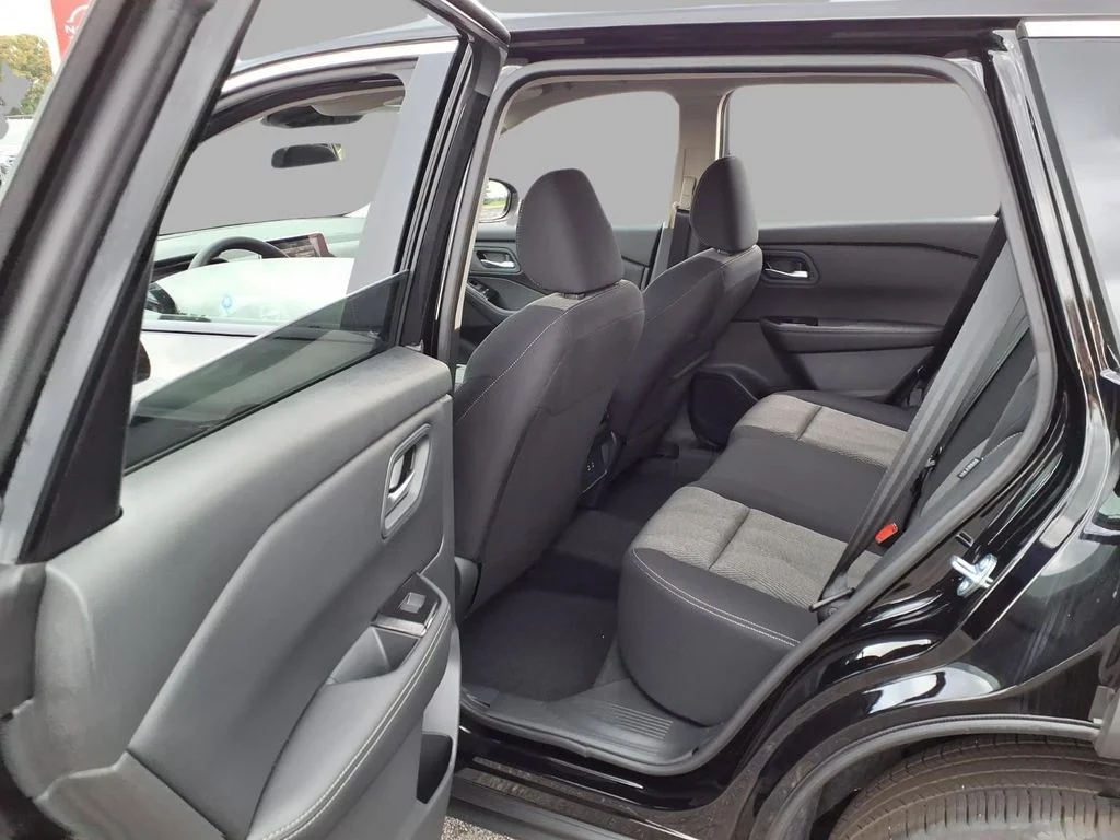 2026 Nissan Rogue SV - Photo 23