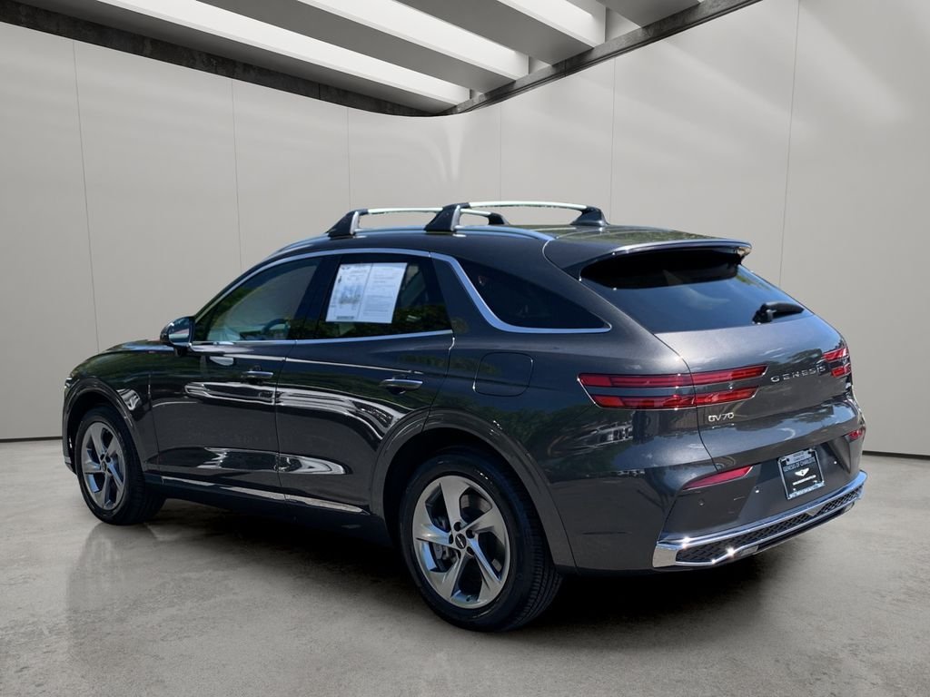 2026 GENESIS GV70 Standard - Photo 3
