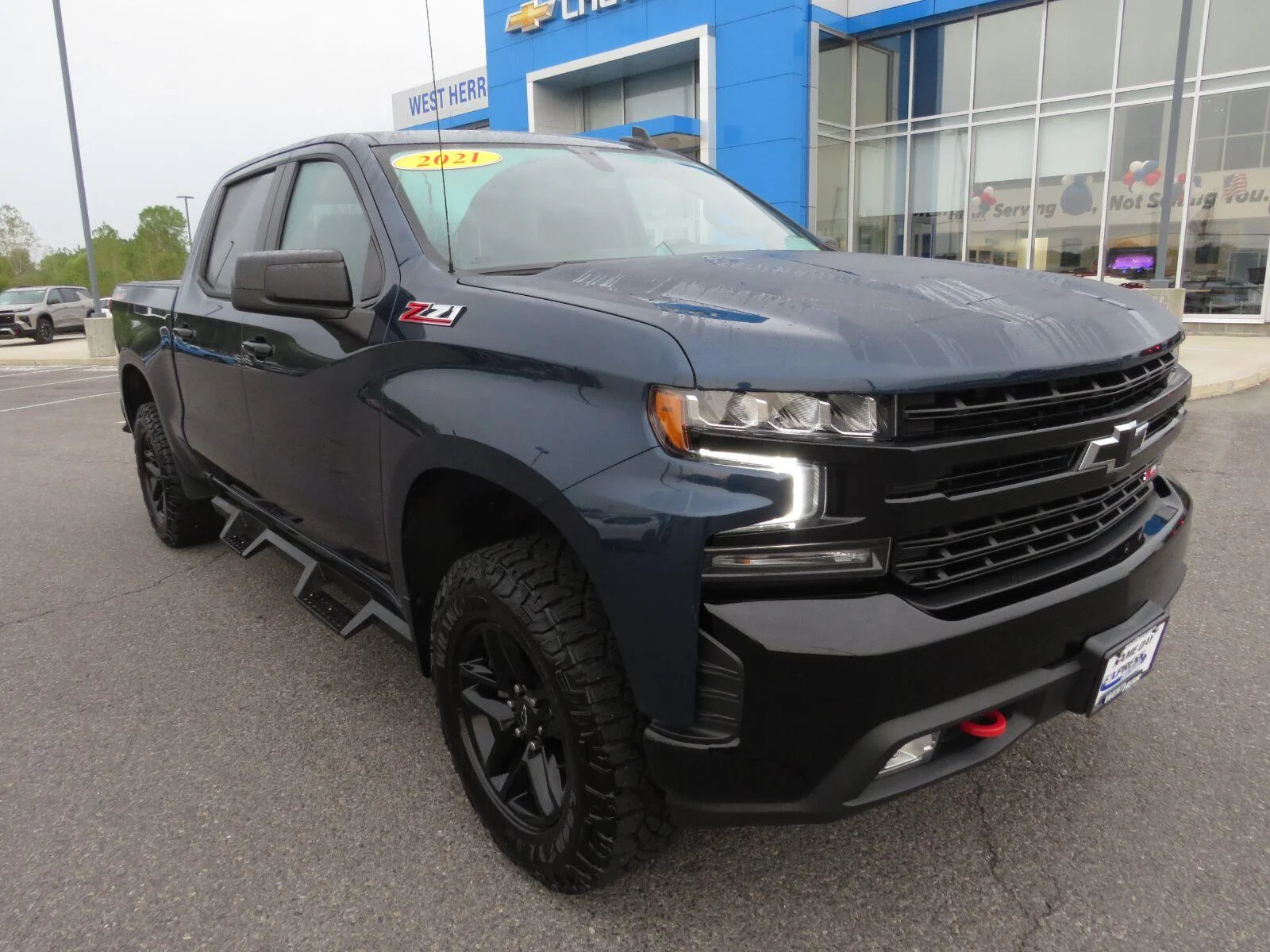 Used 2021 NORTHSKY BLUE METALLIC Chevrolet LT Trail Boss image 2