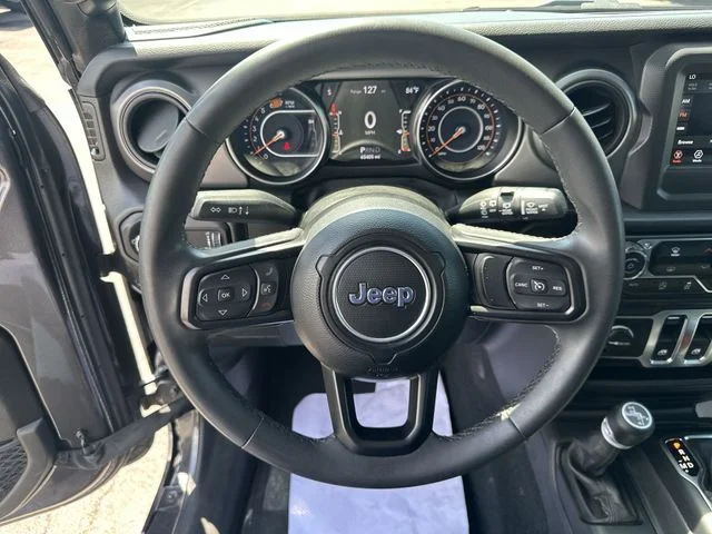 Used 2023 Gray Jeep Sport S image 13
