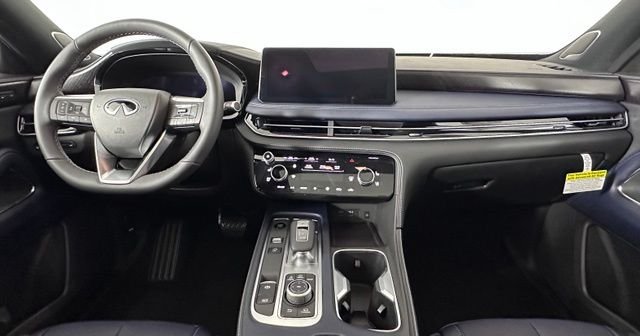 Certified Used 2026 White INFINITI SPORT image 19