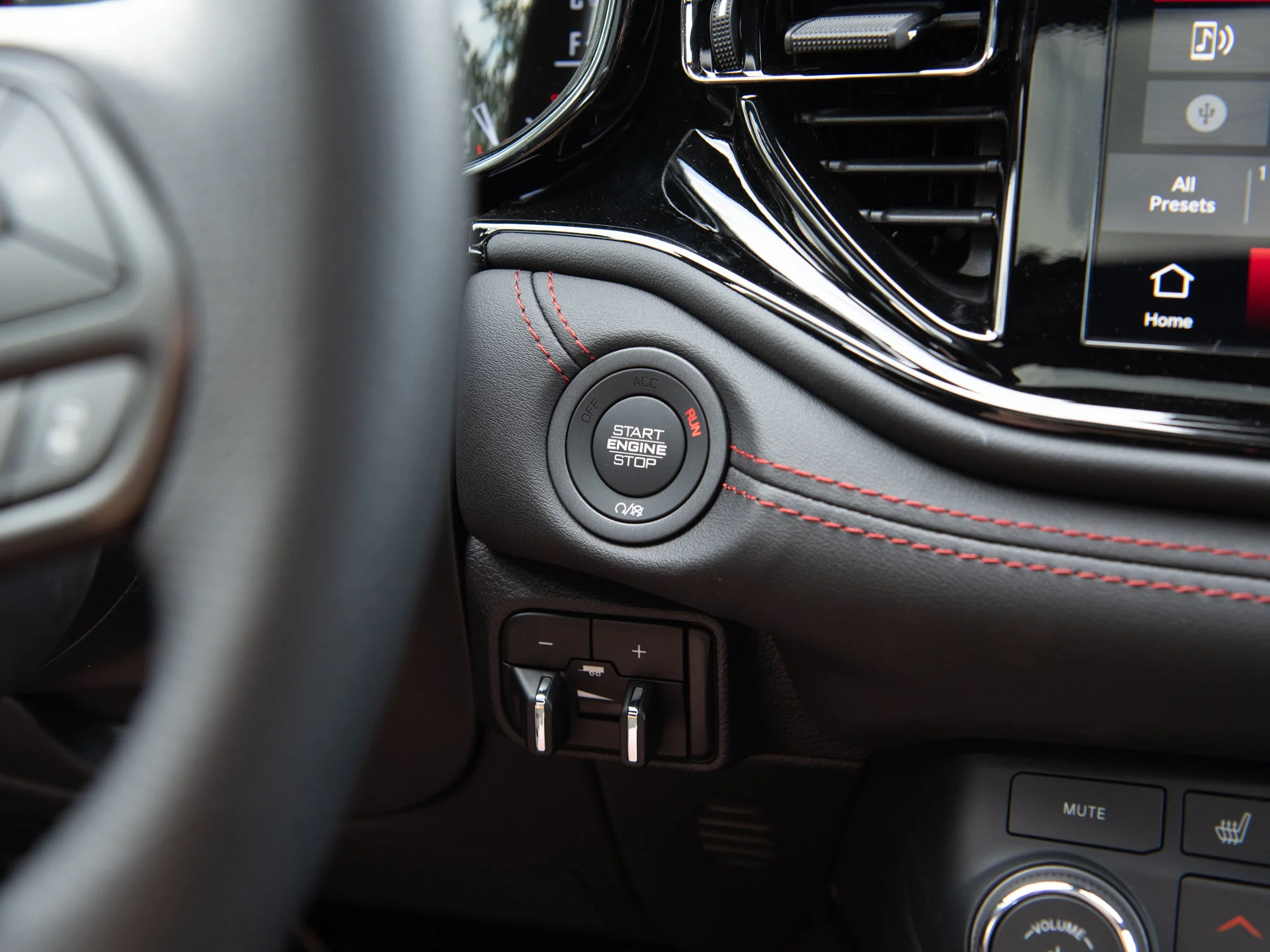 New 2026 Black Dodge GT Premium* HEMI V8 AWD image 15