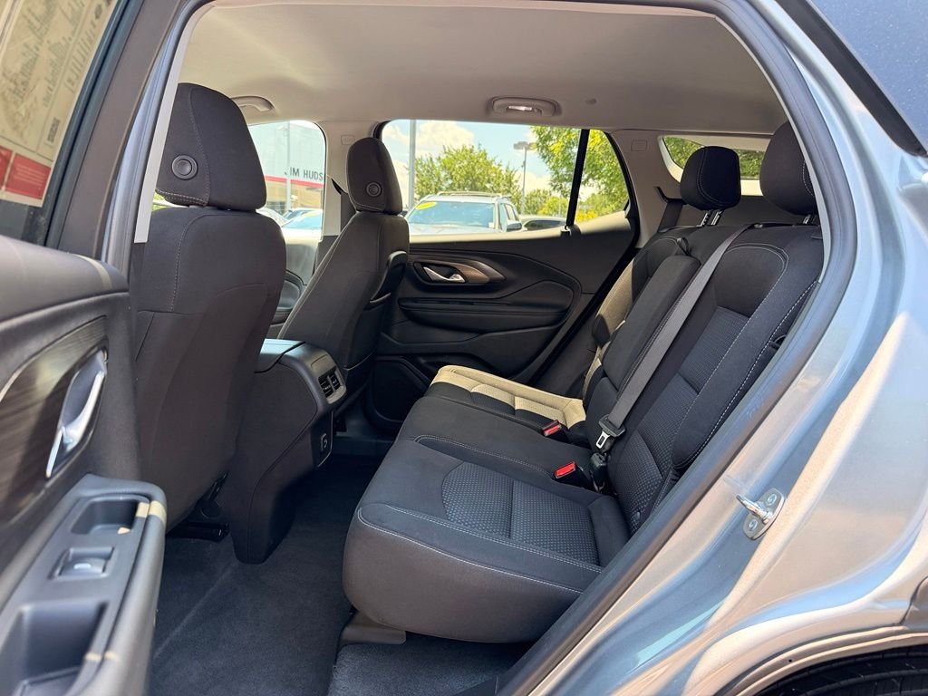 Used 2024 Silver GMC SLE image 15