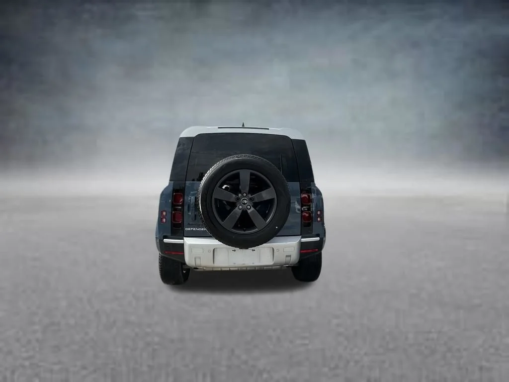 Used 2024 Blue Land Rover S image 6