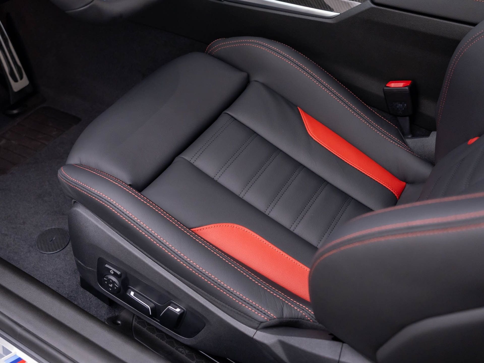 New 2026 Black Sapphire Metallic BMW Base image 16