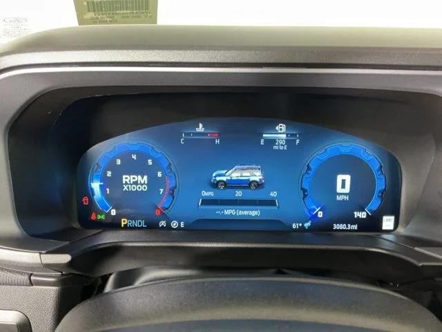 Used 2025 Green Ford Outer Banks image 19