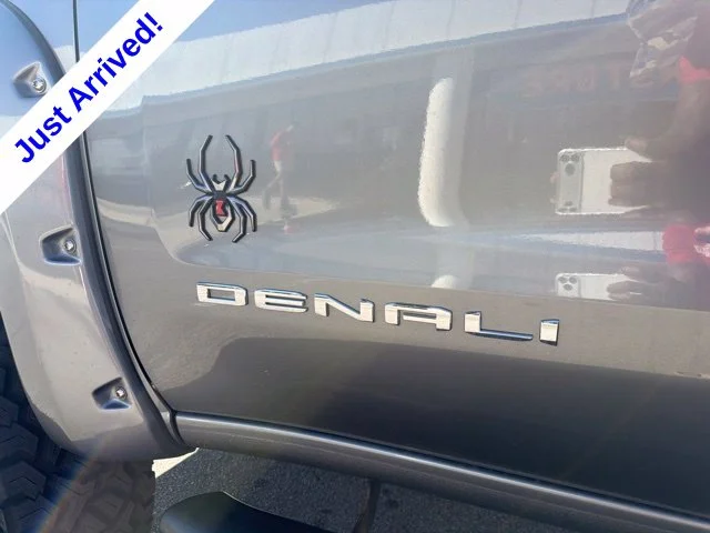 Used 2022 Gray GMC Denali image 14