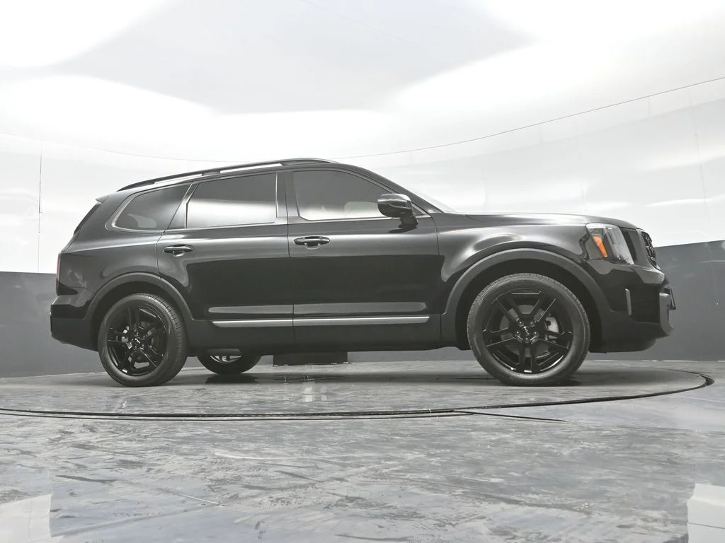 Used 2023 Black Kia SX-Prestige X-Line image 31