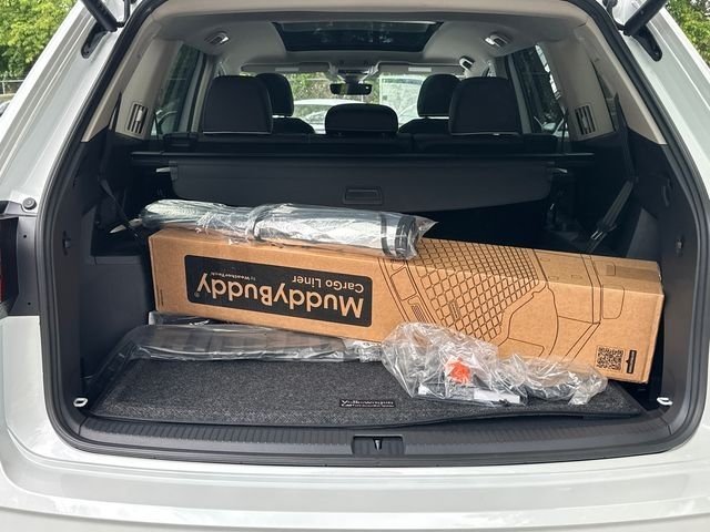 New 2026 Opal White Pearl Volkswagen 2.0T SEL Premium R-Line 4MOTION image 18