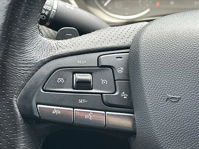Used 2020 Red Cadillac Sport image 24