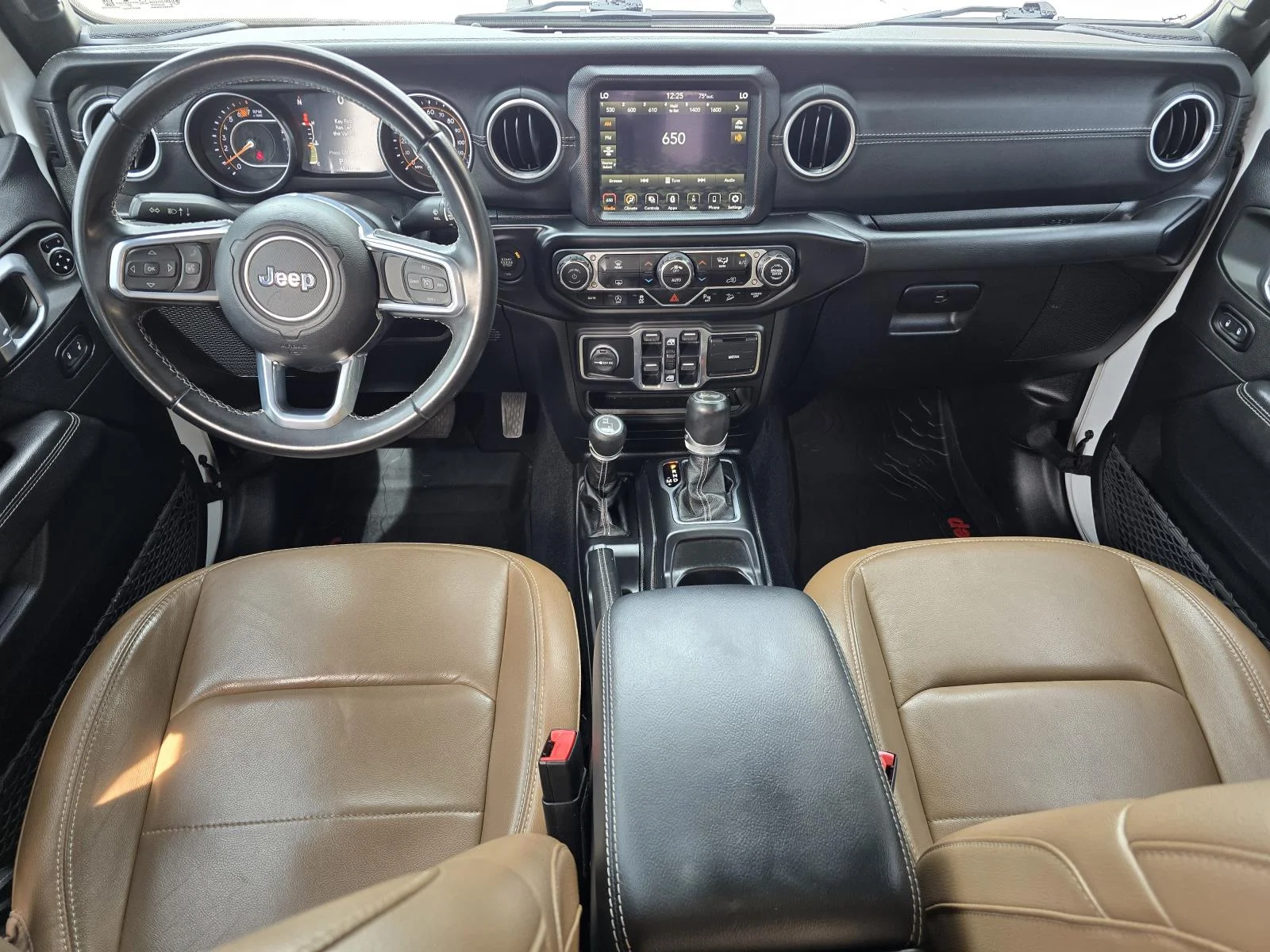 Used 2020 Bright White Clearcoat Jeep Sahara image 11