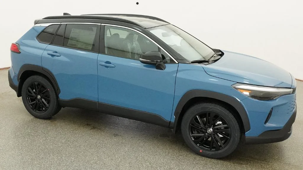 New 2026 Cavalry Blue with Jet Black roof Toyota Hybrid XSE image 41