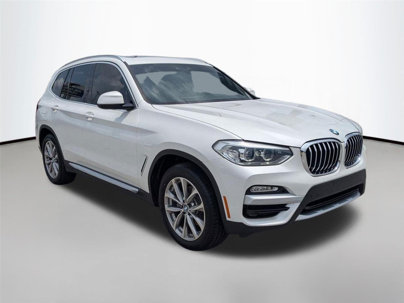 Used 2019 Mineral White Metallic BMW xDrive30i image 3
