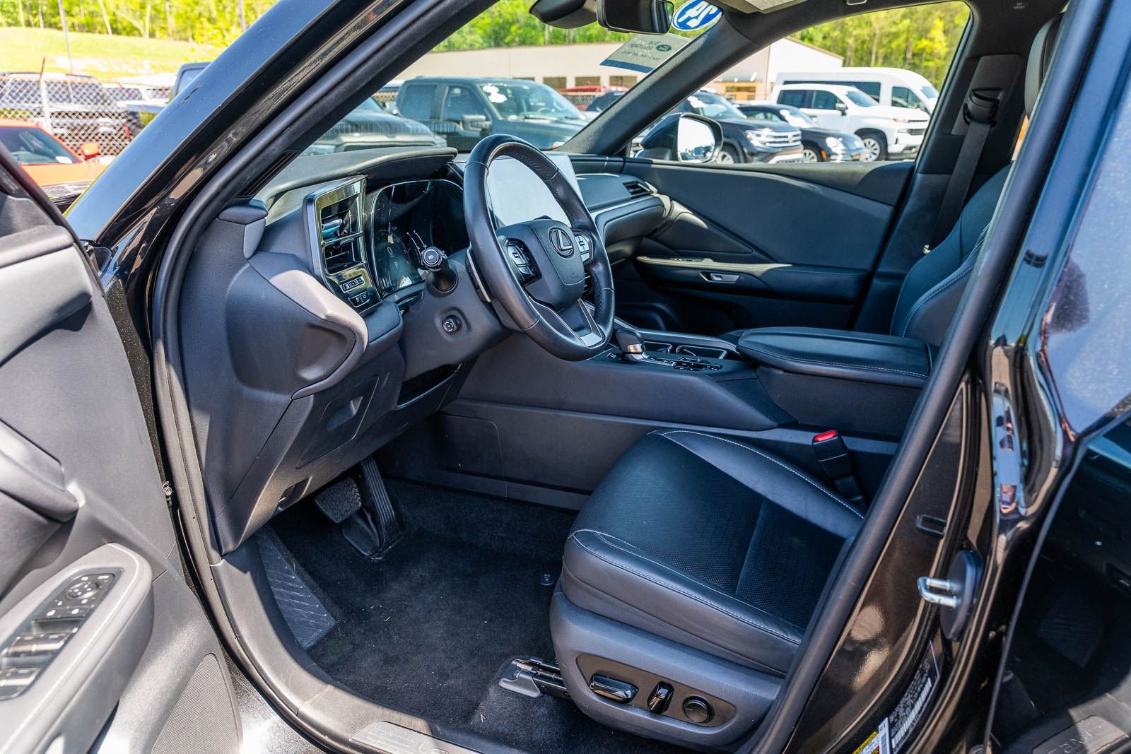 Used 2024 Black Lexus 350 image 23
