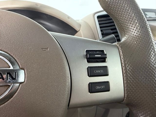 Used 2018 Red Nissan SV image 22