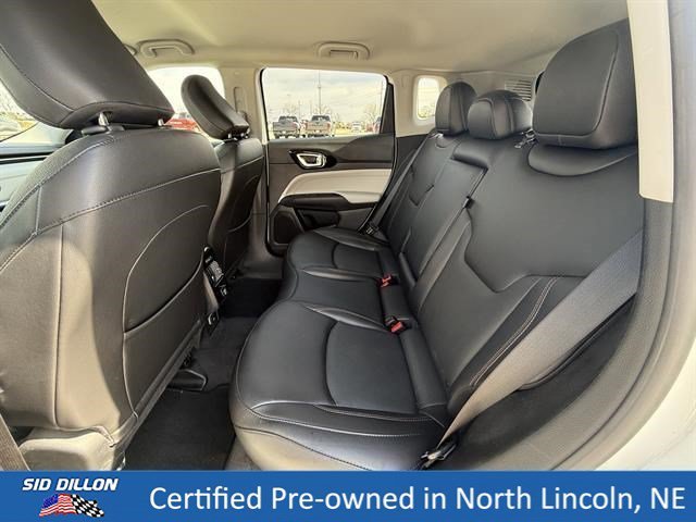 Used 2022 Bright White Clearcoat Jeep Limited image 21
